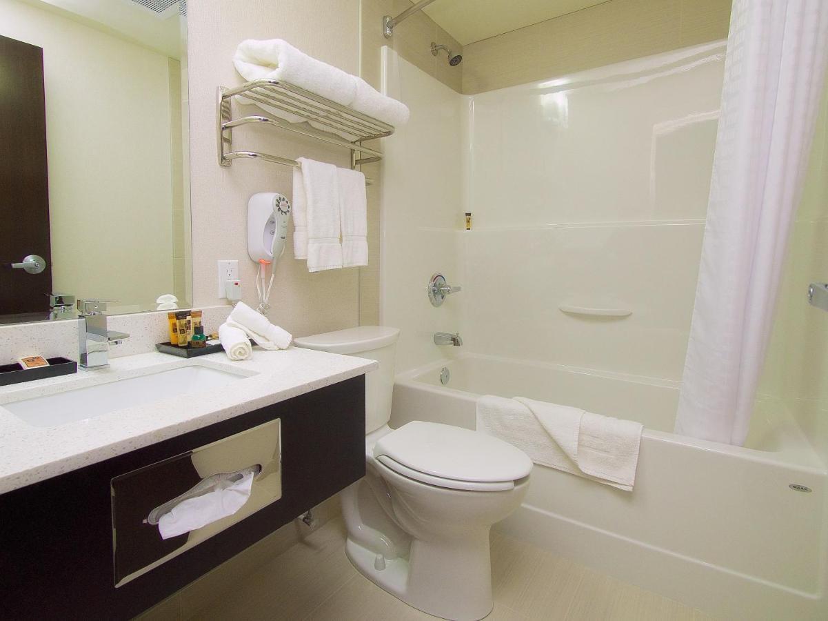 The Kanata By Bcminns Blairmore ภายนอก รูปภาพ